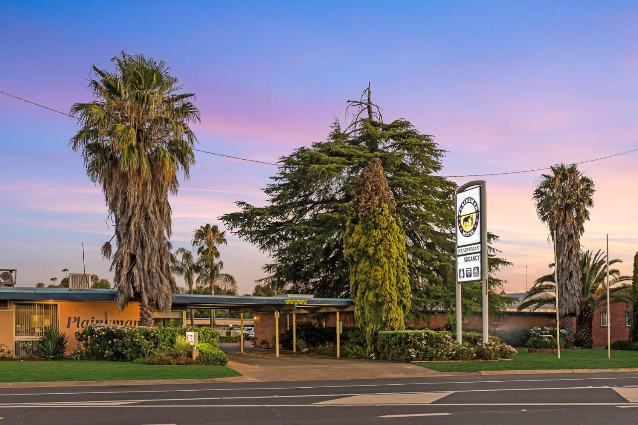 Plainsman Motel Forbes Exteriör bild